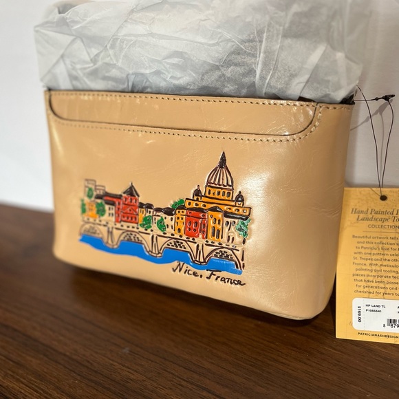 Patricia Nash Aimee Crossbody
Handpainted Landscape Tooled Leather - Picture 6 of 13